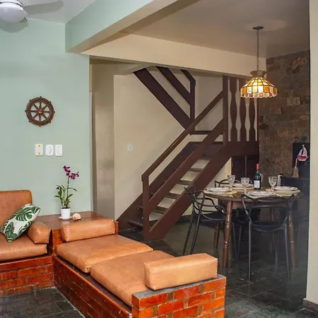 Casa da Prainha - 4 quartos a 3min da areia pra famílias-3